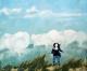 the Edge - Daniel Wimmer - Ãl auf Leinwand - Frauen-Mädchen-Küste-Himmel-Wiese-Wolken-Herbst-Morgen - the Edge - Daniel Wimmer - Ãl auf Leinwand - Frauen-Mädchen-Küste-Himmel-Wiese-Wolken-Herbst-Morgen -