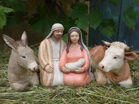 Maria und Josef mit Christkind, Esel und Ochse - Anna Kirsche - Array auf - Array - Maria und Josef mit Christkind, Esel und Ochse - Anna Kirsche - Array auf - Array -